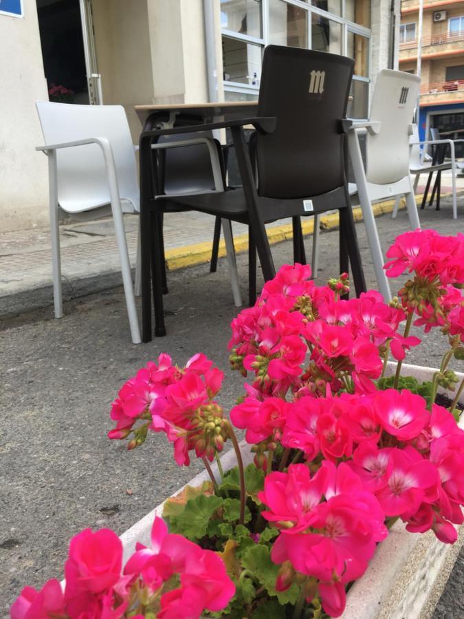 Hotel Delphos Moraleja Kültér fotó