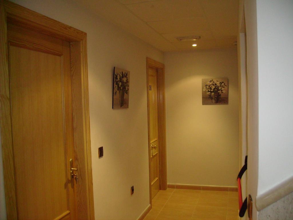 Hotel Delphos Moraleja Kültér fotó